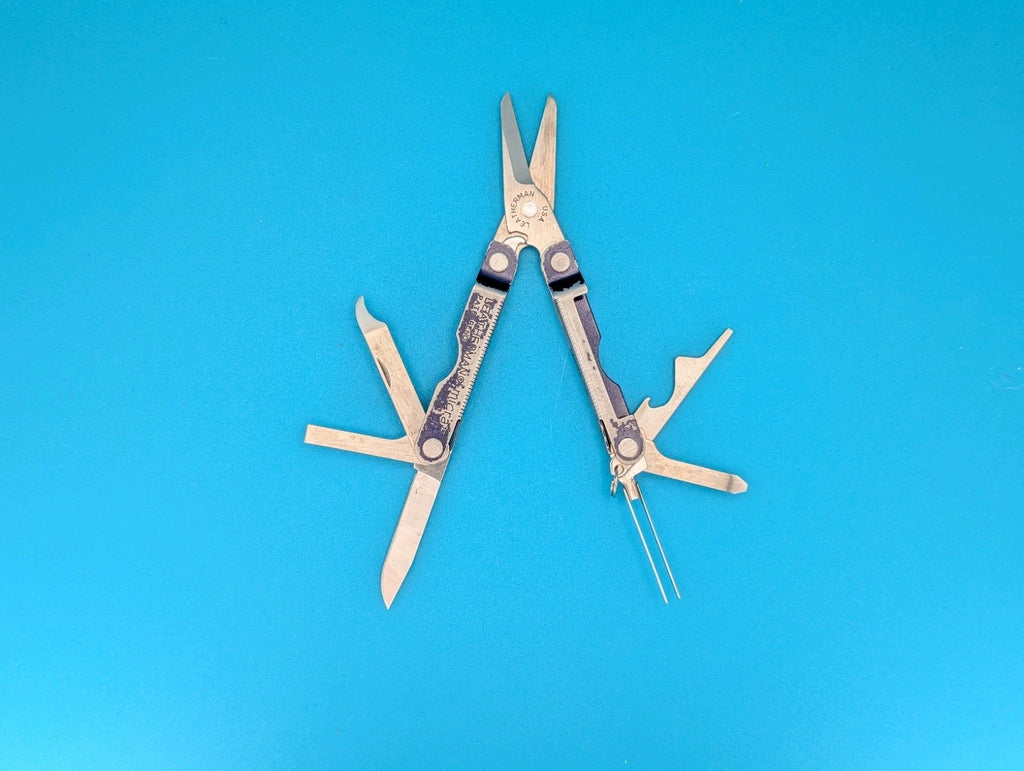 Leatherman Micra Multi-Tool Knife Scissors Key Ring! MIXED COLORS! LOT OF 5!