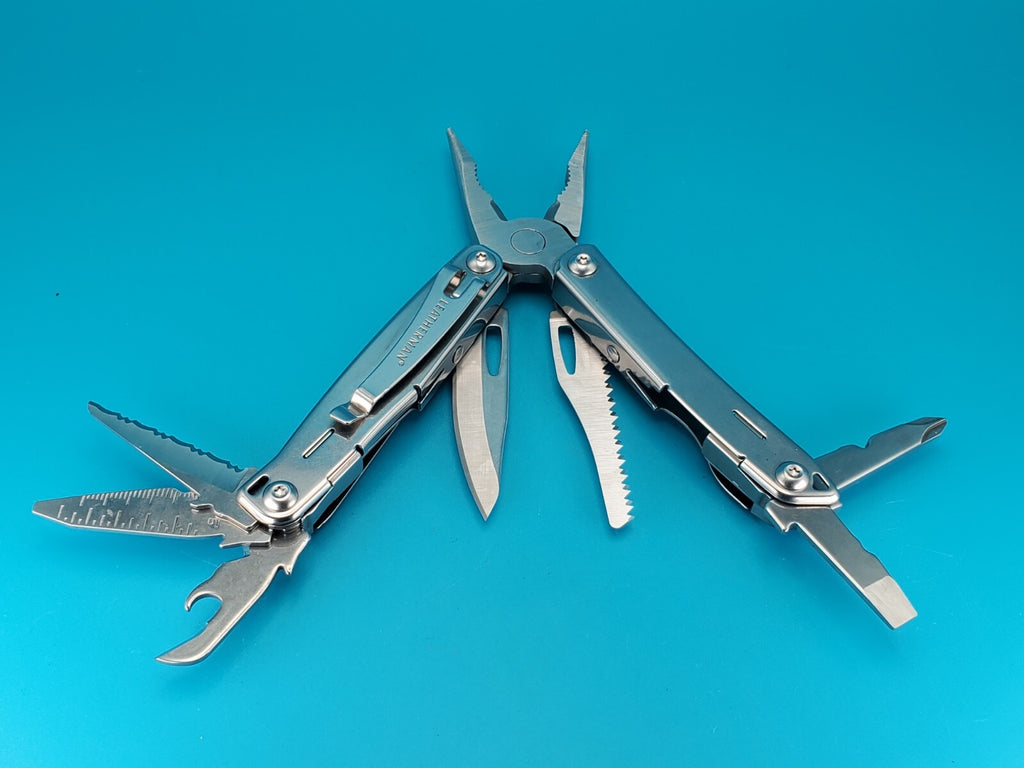 Leatherman Sidekick Multi-Tool, Knife, Pliers, Saw, Stainless!