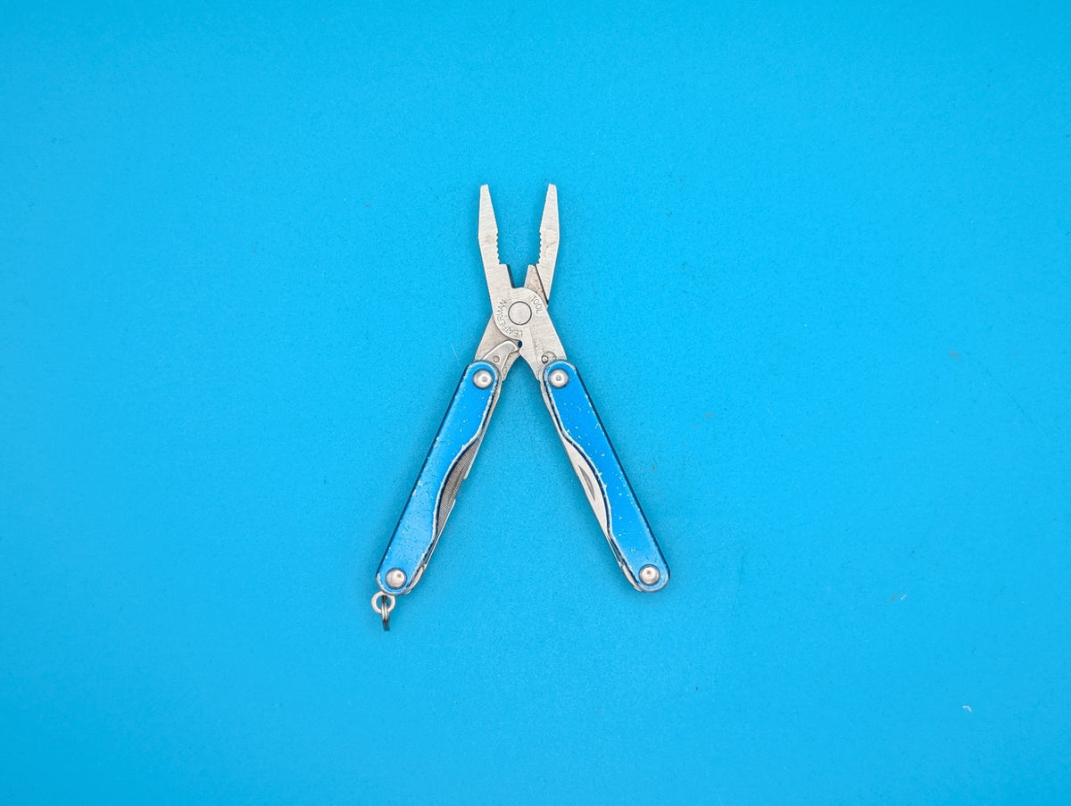 Leatherman Squirt P4 Multi-Tool, Key Ring, Retired, Blue
