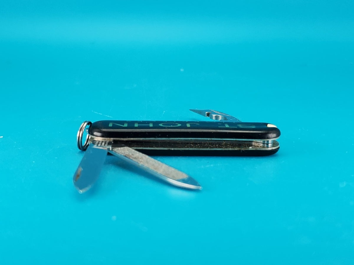 Victorinox ROVER Swiss Army Knife Multi Tool! BLACK! *ST JOHN TIMEPIECES*
