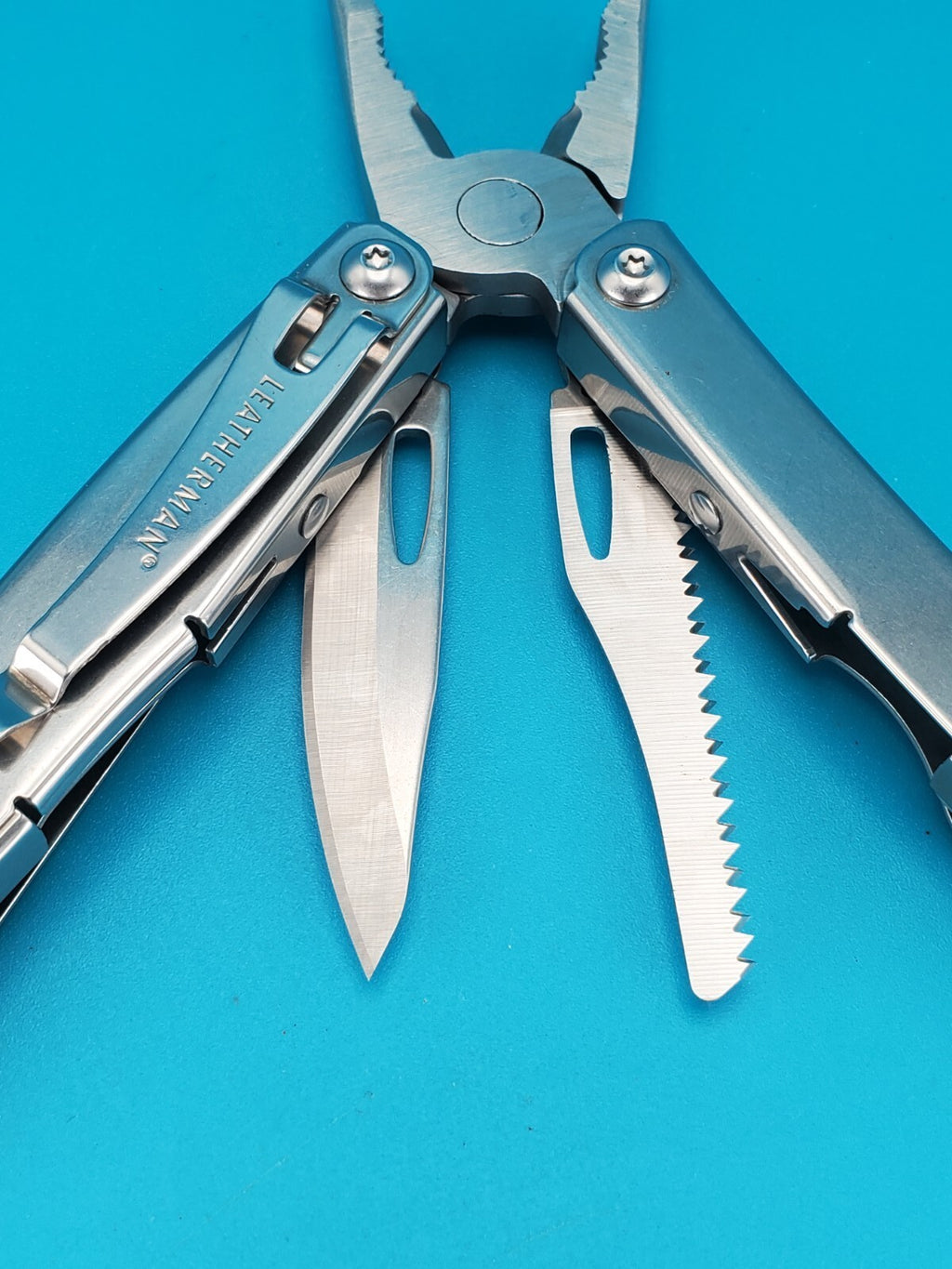 Leatherman Sidekick Multi-Tool, Knife, Pliers, Saw, Stainless!