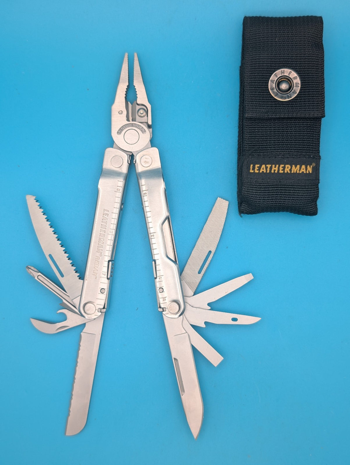 Leatherman Rebar Multi-Tool! Stainless! With Sheath!