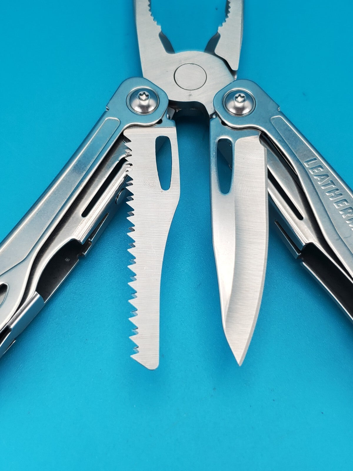 Leatherman Sidekick Multi-Tool, Knife, Pliers, Saw, Stainless!