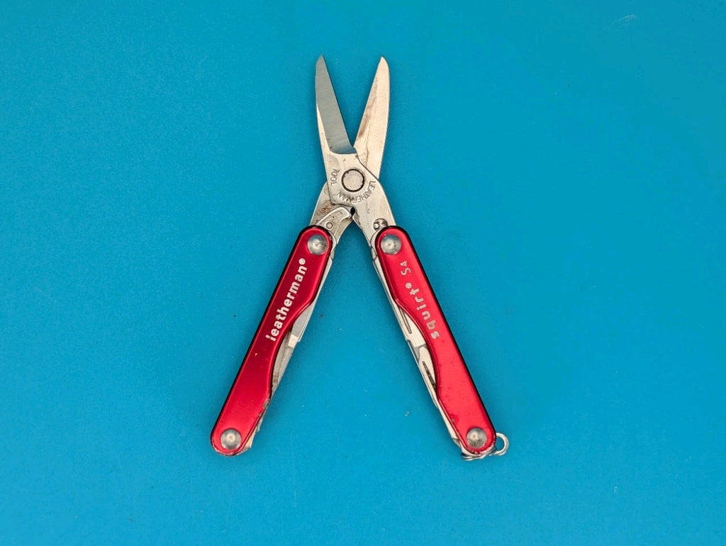 Leatherman Squirt S4 Multi-Tool, Key Ring, Retired, Red