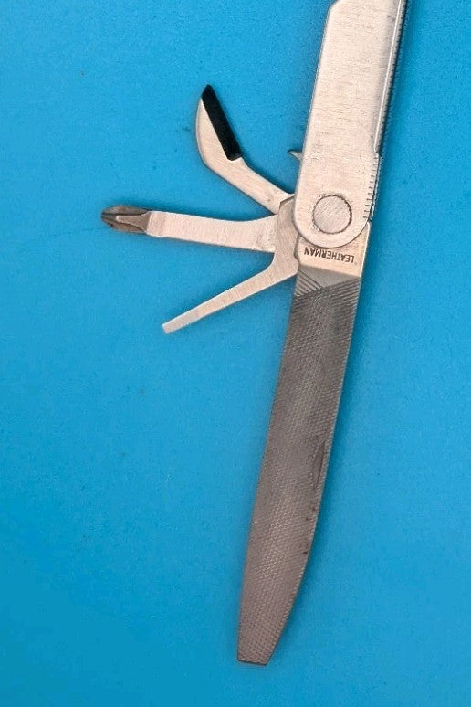 Leatherman PST Multi Tool! 04/98 Date Stamp! *SAFETY EXCELLENCE*