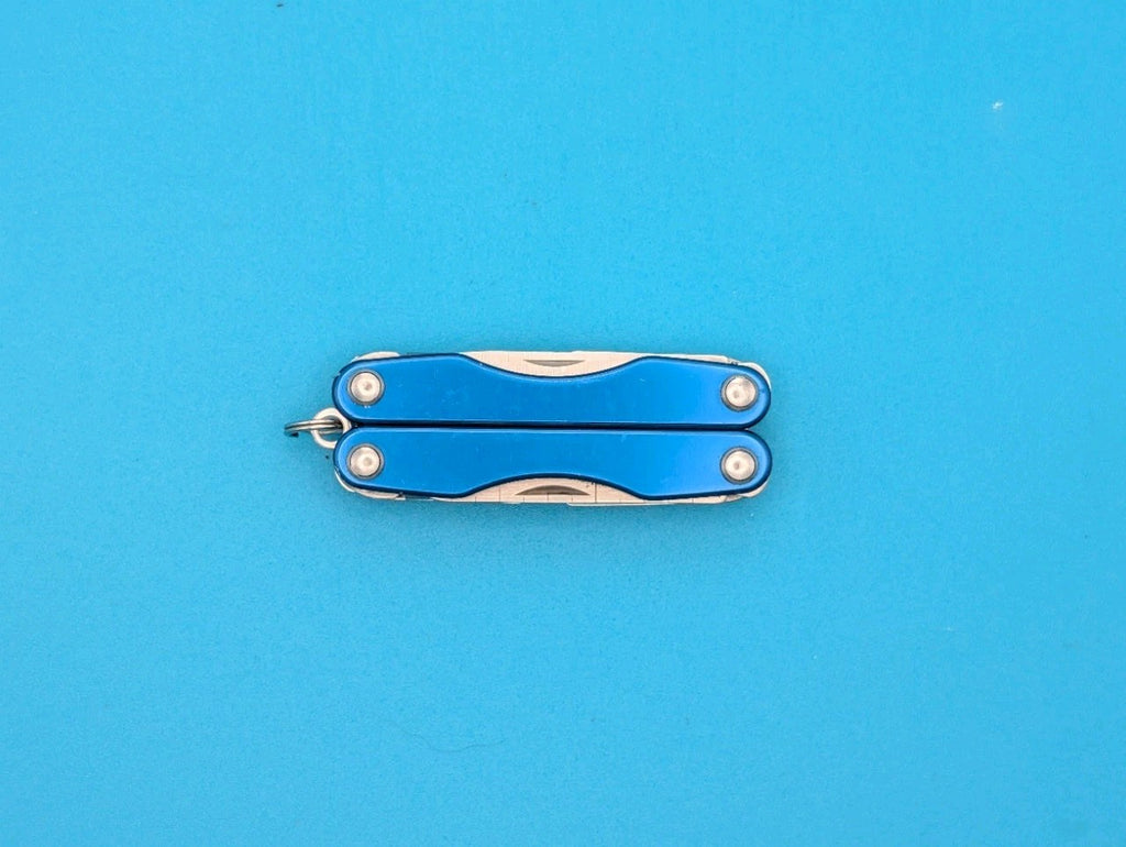 Leatherman Squirt S4 Multi-Tool, Key Ring, Retired, Blue