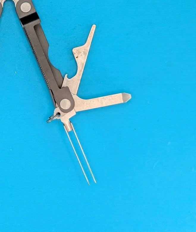 Leatherman Micra Multi-Tool, Knife, Scissors, Key Ring, Gray!