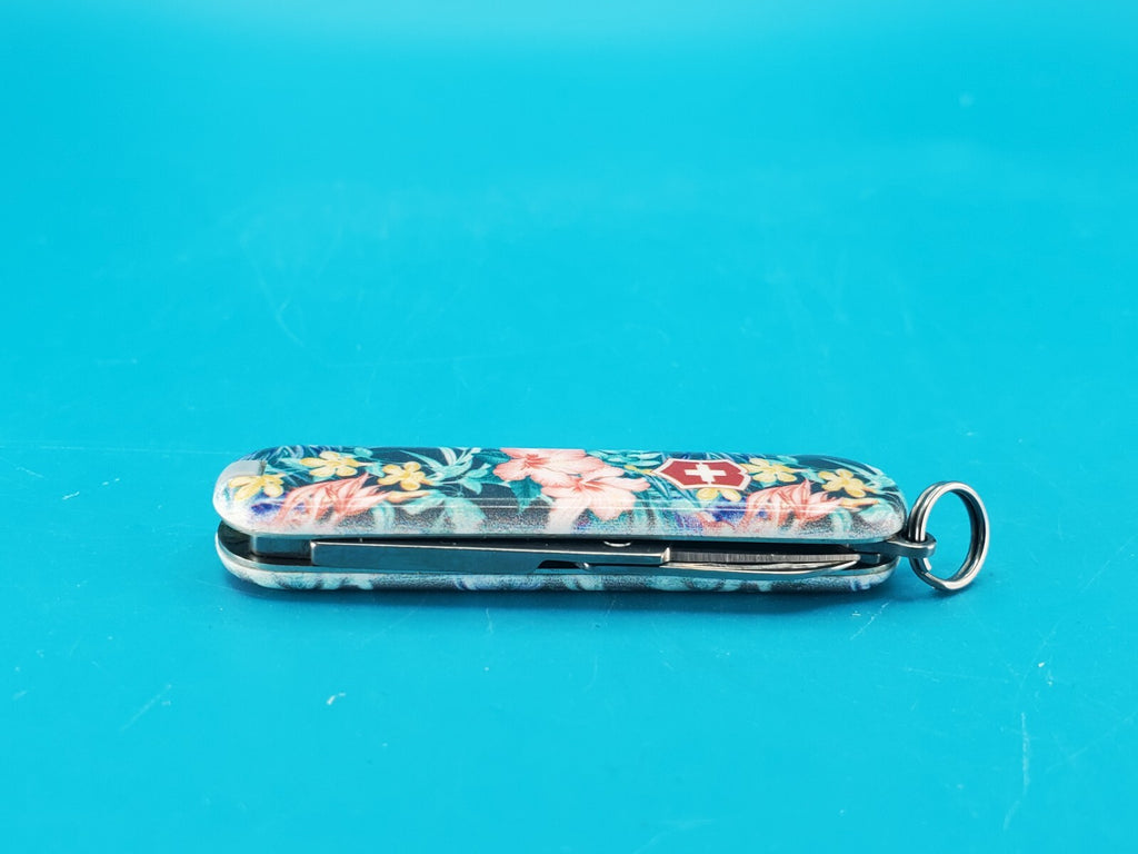 Victorinox Classic Tommy Bahama Swiss Army Knife Multi Tool!