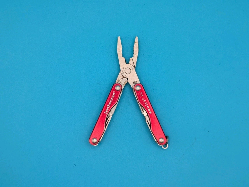 Leatherman Squirt P4 Multi-Tool, Key Ring, Retired, Red