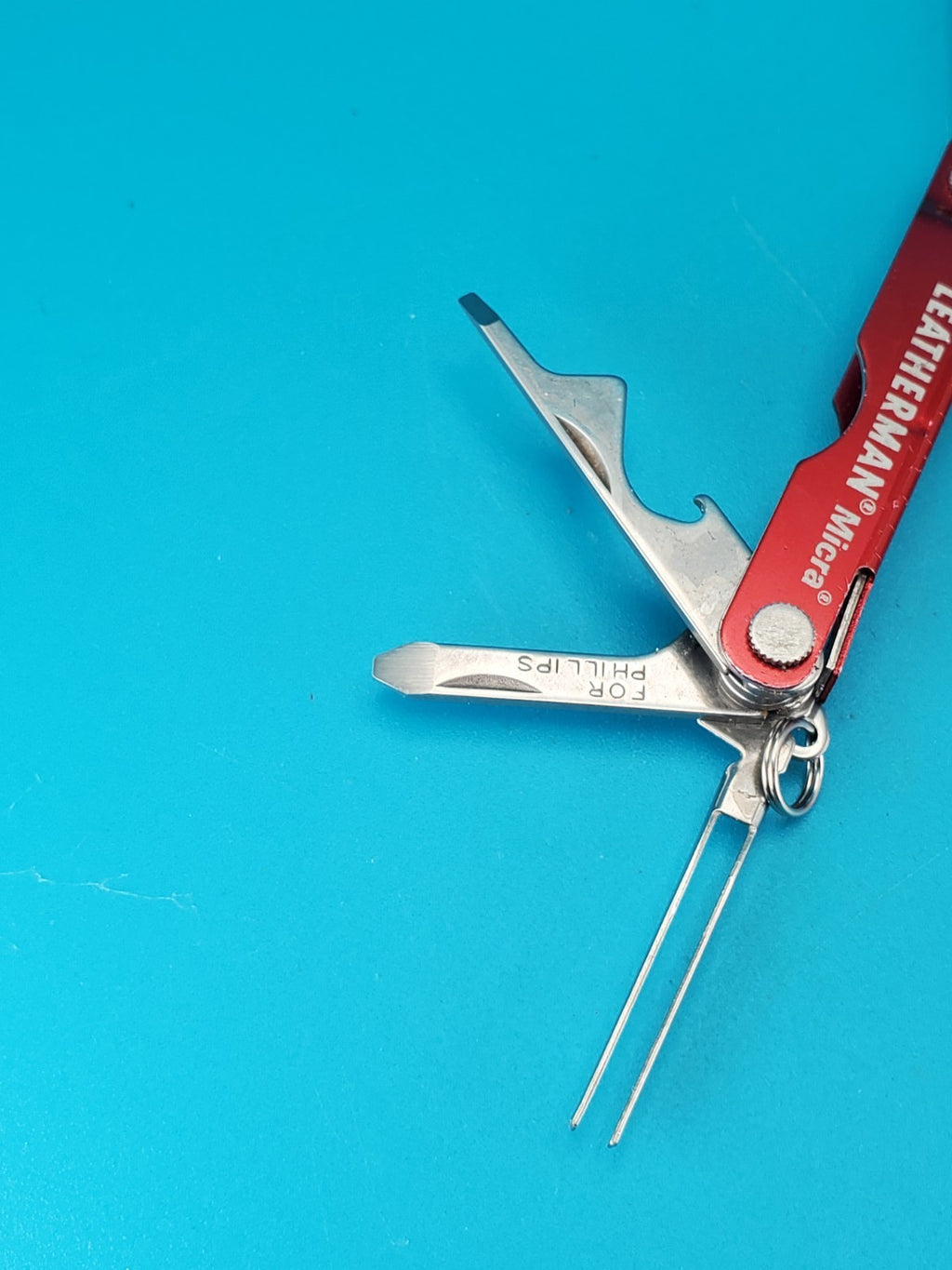 Leatherman Micra Multi-Tool, Knife, Scissors, Key Ring, Red!