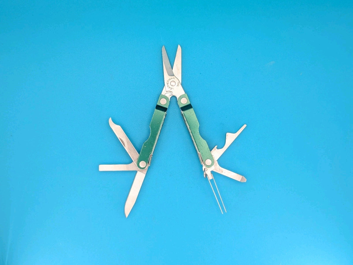 Leatherman Micra Multi-Tool Knife Scissors Key Ring! MIXED COLORS! LOT OF 5!