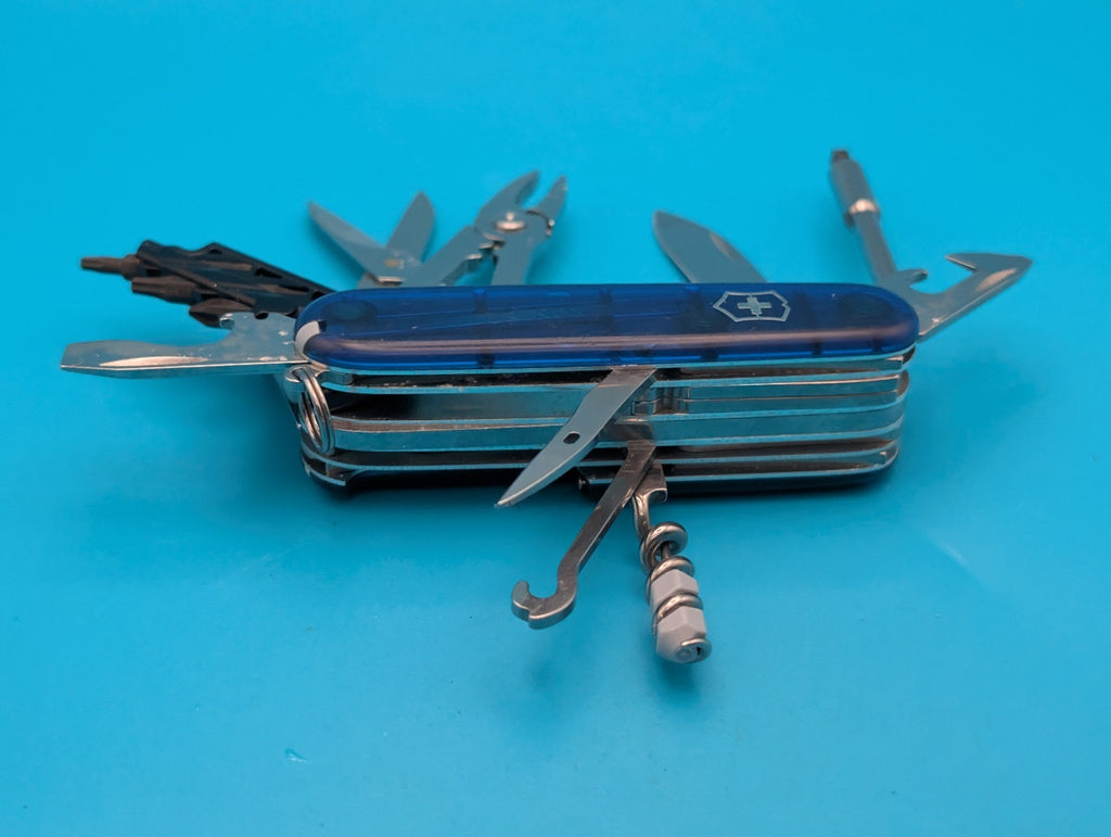 Victorinox Cybertool M (34) Swiss Army Knife Multi Tool! Blue! With Sheath!