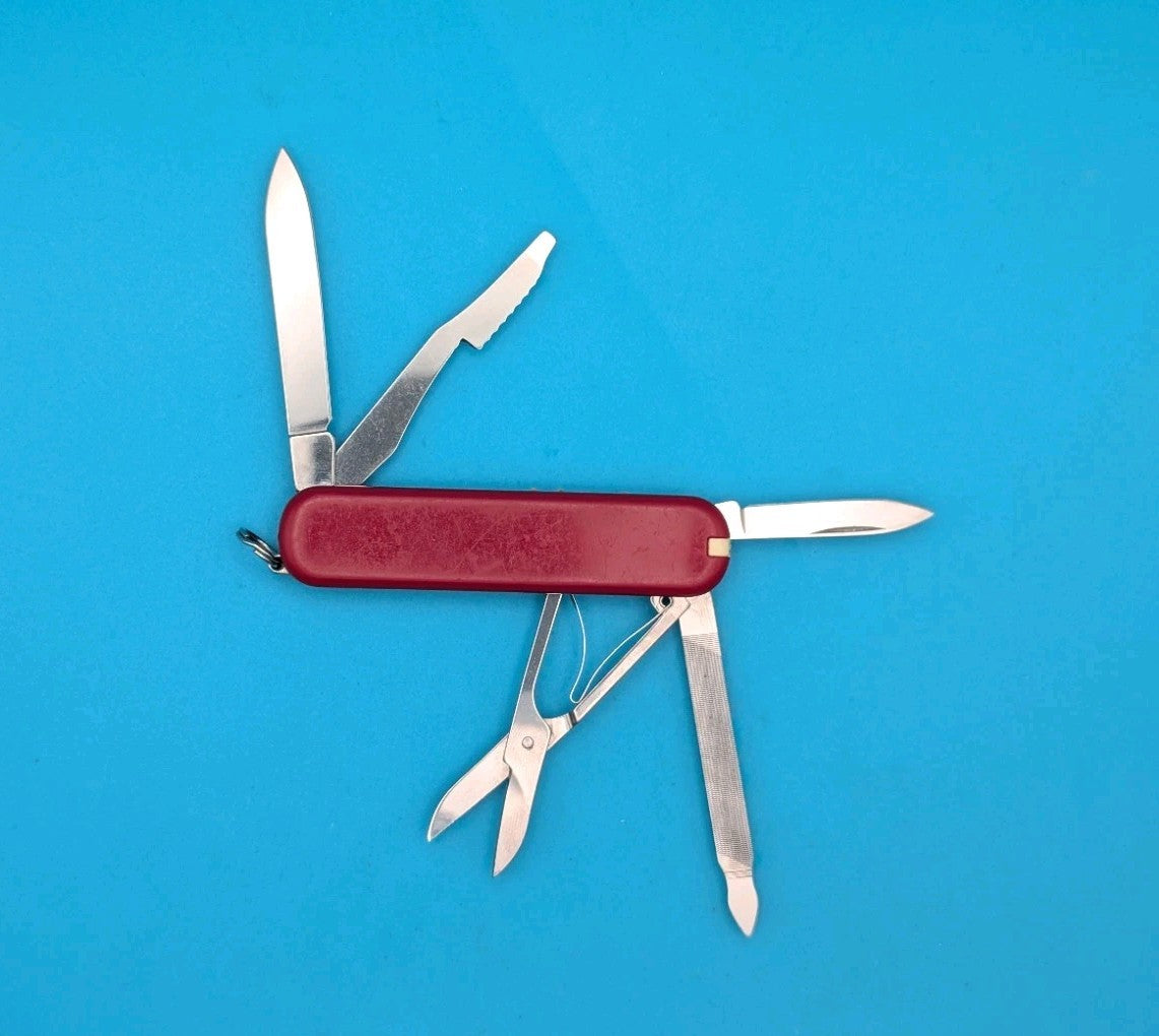 Victorinox Executive Swiss Army Knife, RED! FREE SHIPPING! RETIRED!