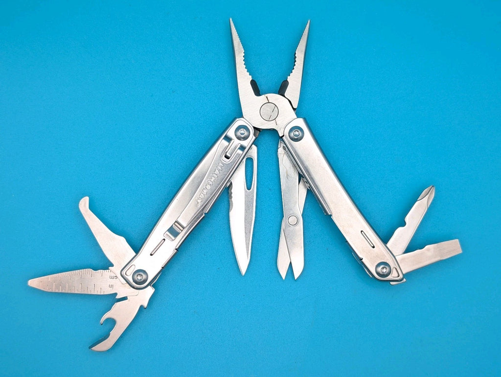 LEATHERMAN WINGMAN MULTI-TOOL! FAST SHIPPING!