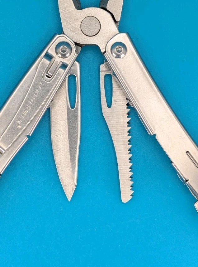 Leatherman Sidekick Multi-Tool, Knife, Pliers, Saw, Stainless!