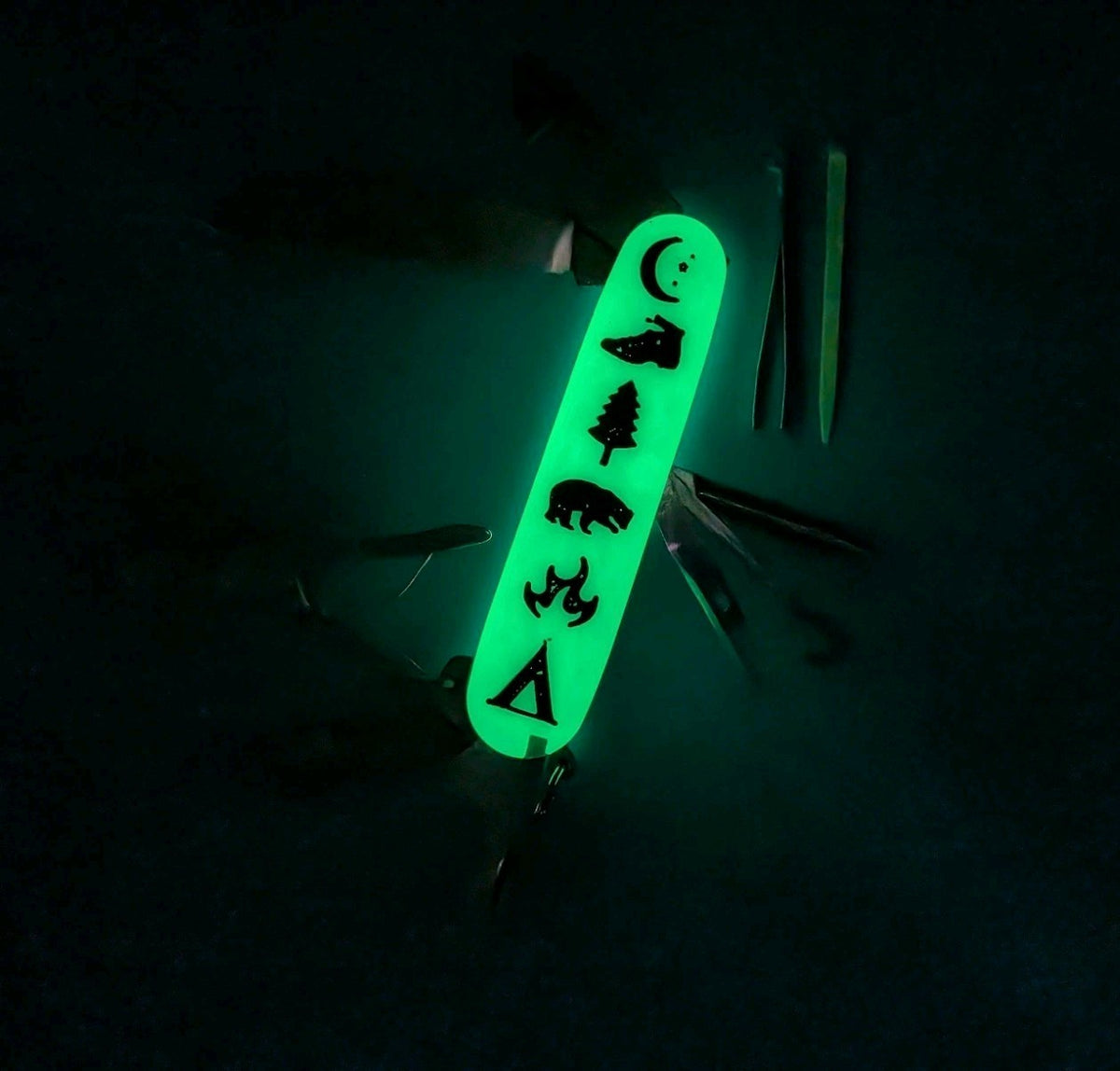 Custom Victorinox Super Tinker Glow in the Dark Swiss Army Knife Multi Tool!