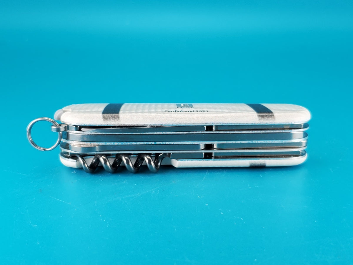 Victorinox Explorer Swiss Army Knife w/ Magnifying Glass! *CARDIOBAND 2021*