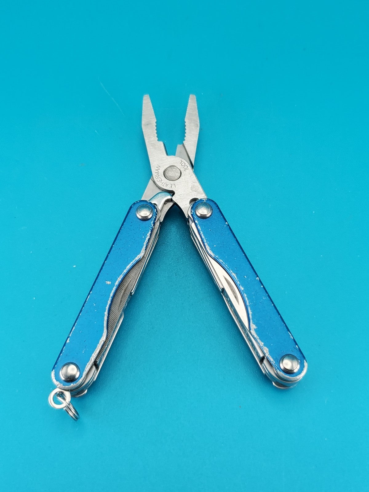 Leatherman Squirt P4 Multi-Tool, Key Ring, Retired, BLUE!