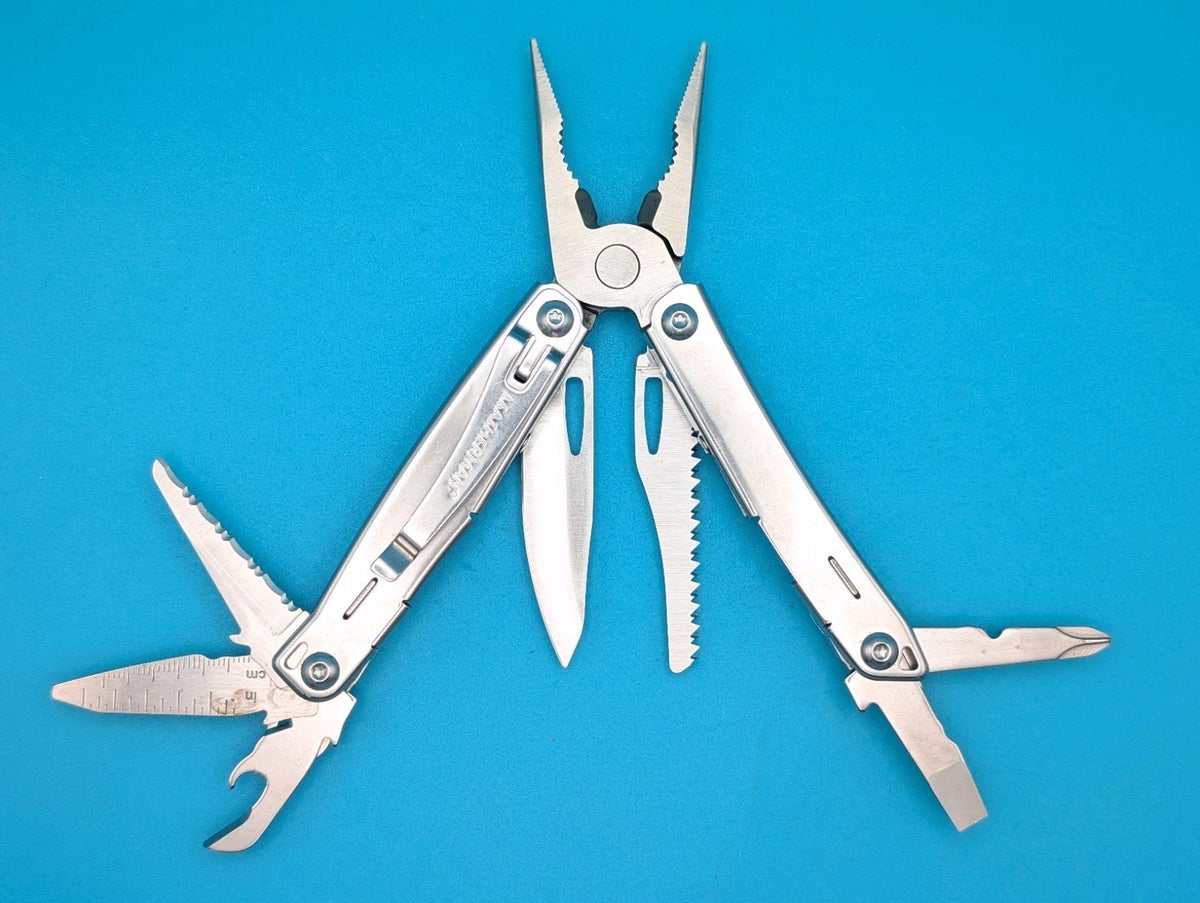 Leatherman Sidekick Multi-Tool, Knife, Pliers, Saw, Stainless!