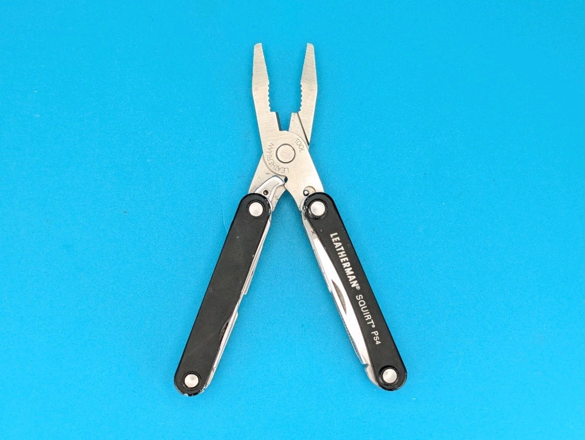 Leatherman SQUIRT PS4 Multi-Tool With Pliers Scissors Knife BLACK!