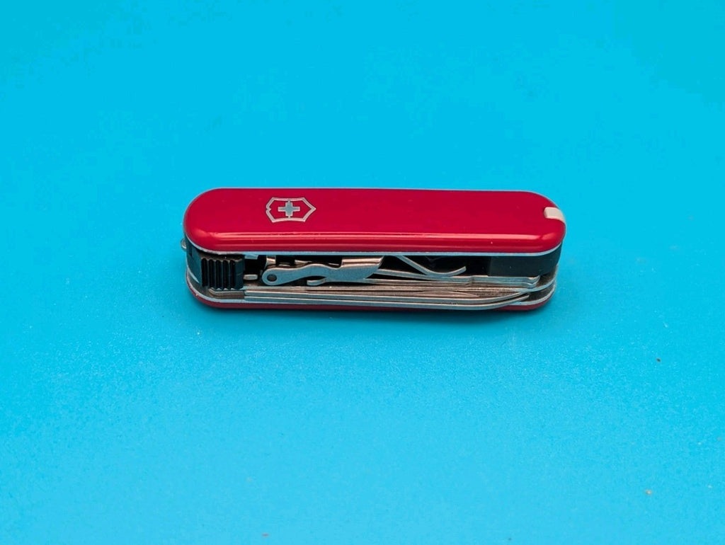 Victorinox Swiss Army Knife - Key Chain - Nail Clip 580 - RED! *MAX*