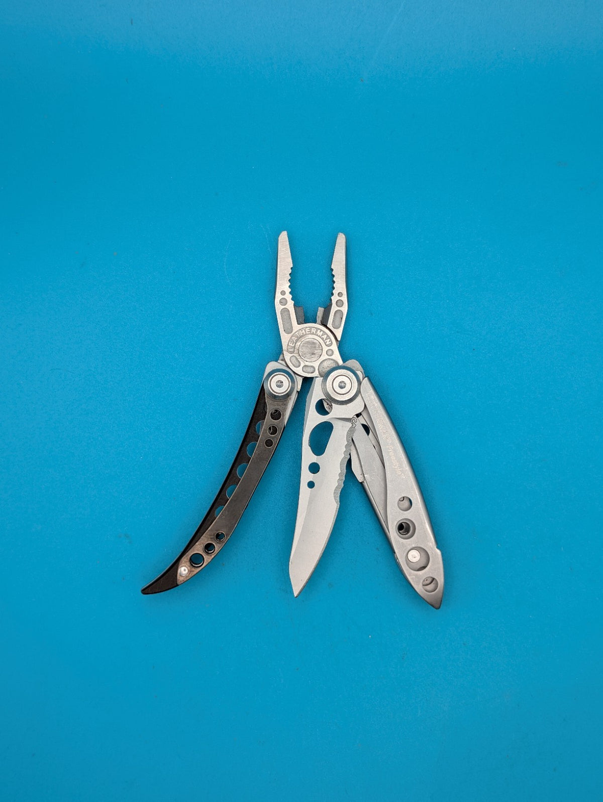 Leatherman Freestyle Multi-Tool - Discontinued - FAST SHIPPING!