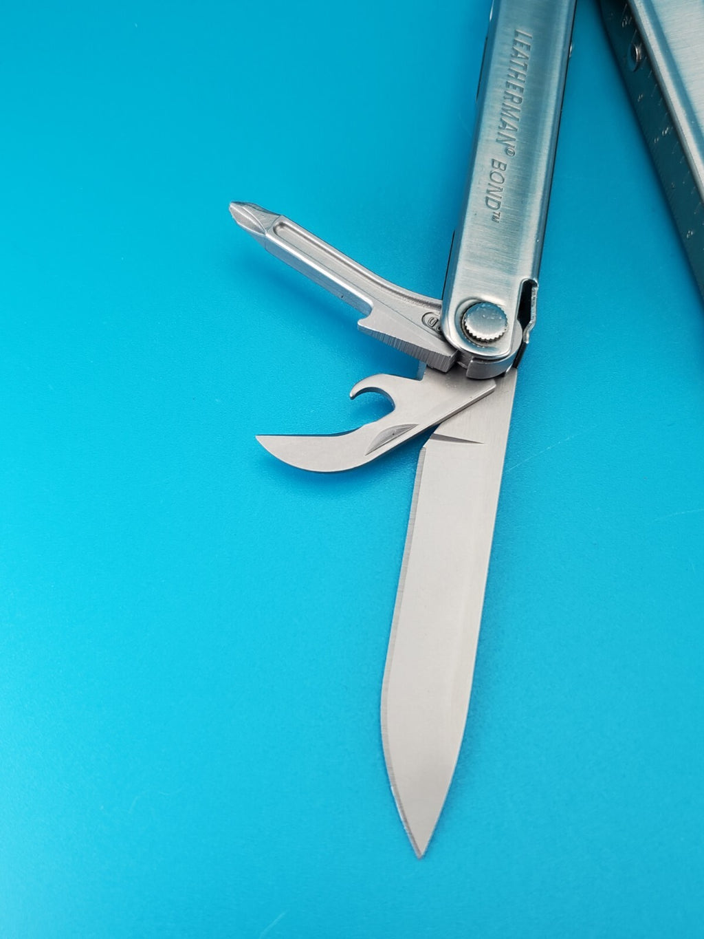 LEATHERMAN Bond Multitool, Stainless Steel Everyday Tool!