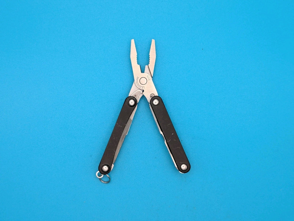 Leatherman SQUIRT PS4 Multi-Tool With Pliers Scissors Knife BLACK!