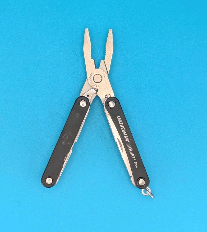Leatherman SQUIRT PS4 Multi-Tool With Pliers Scissors Knife BLACK!