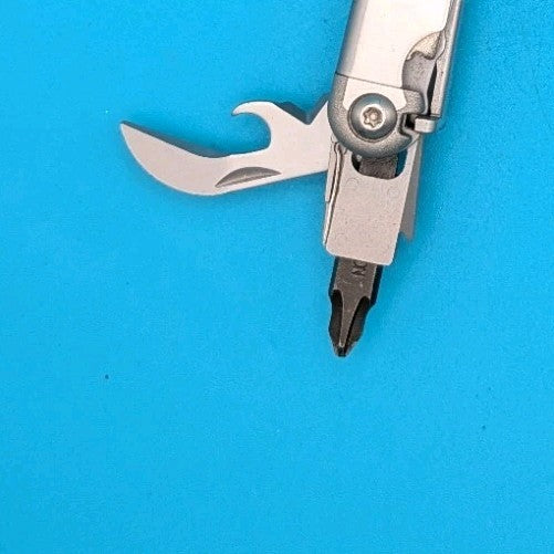 Leatherman Wave Plus + Multi-Tool! FAST SHIPPING! EXCELLENT! *CASS JC1220*