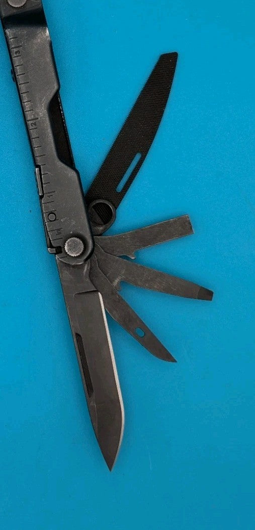 Leatherman Rebar Multi-Tool! Free Shipping! BLACK OXIDE!