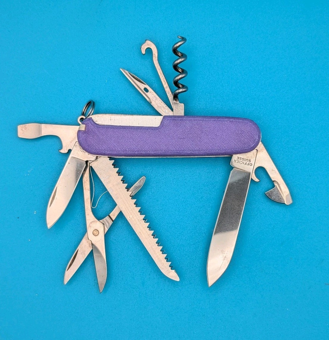 Victorinox Huntsman Electric Purple Glow in the Dark Swiss Army Knife! 91mm