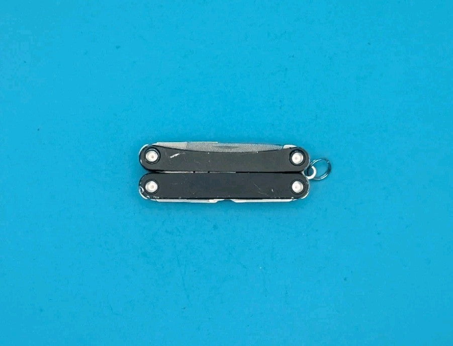 Leatherman SQUIRT PS4 Multi-Tool With Pliers Scissors Knife BLACK!