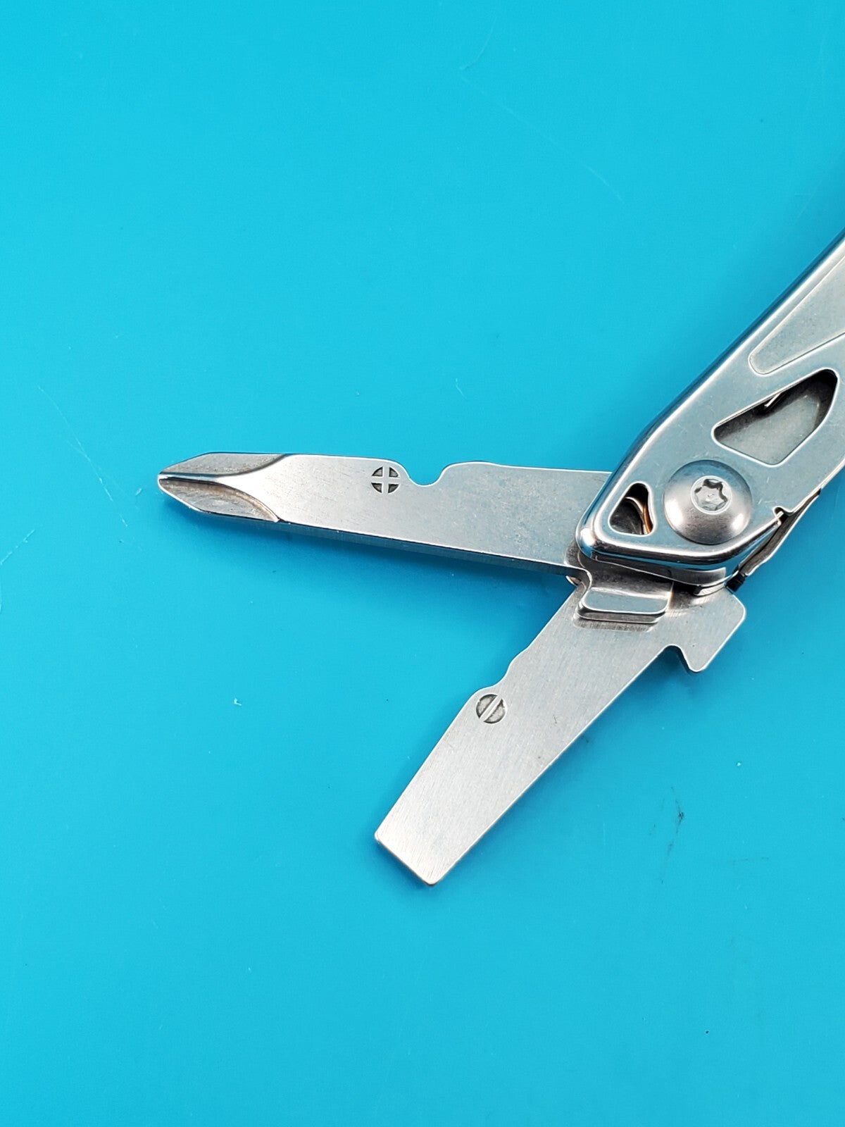 LEATHERMAN WINGMAN MULTI-TOOL! WITH SHEATH! FREE SHIPPING!