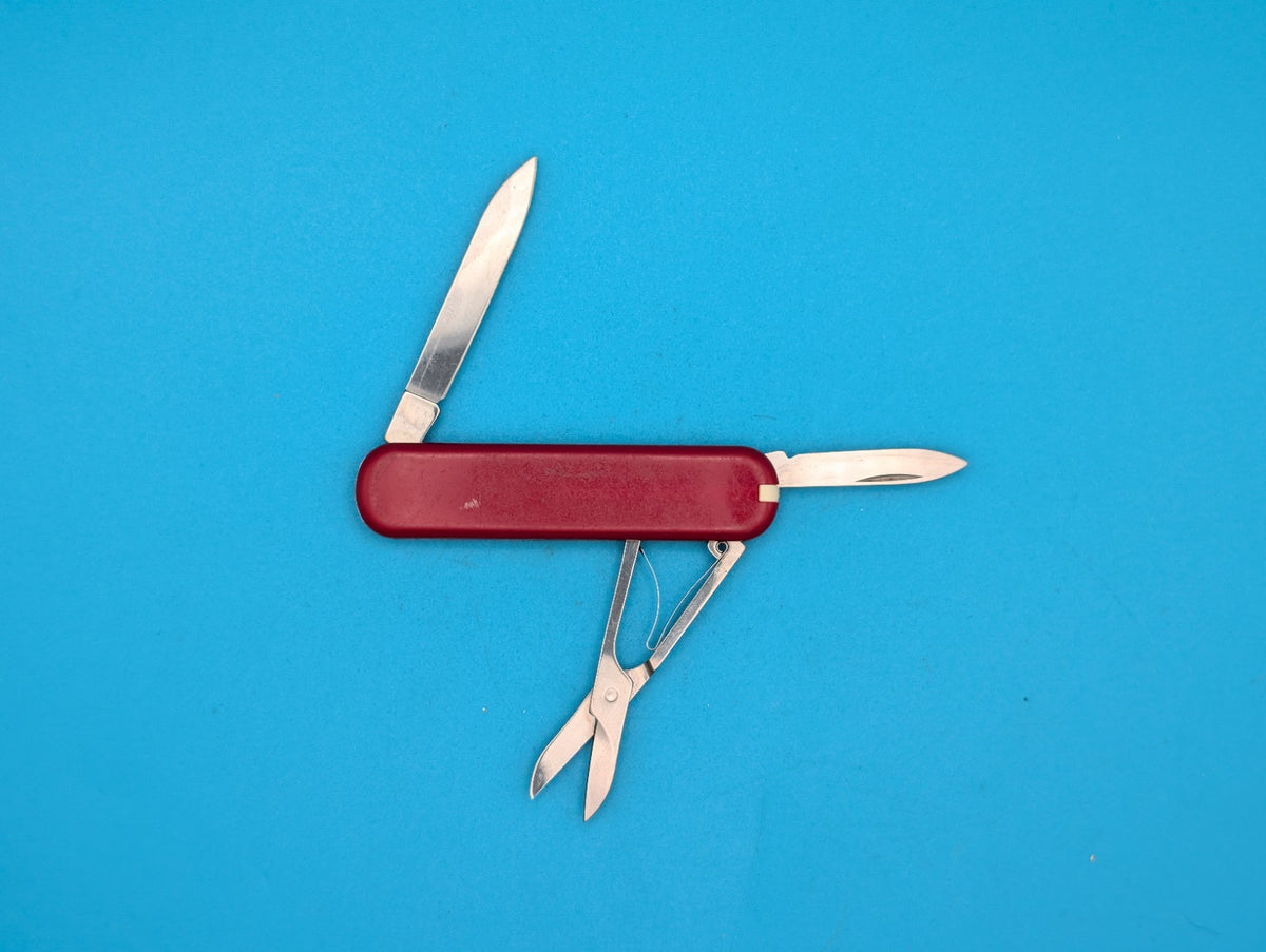 Victorinox Ambassador 74mm Swiss Army Knife Multi Tool!