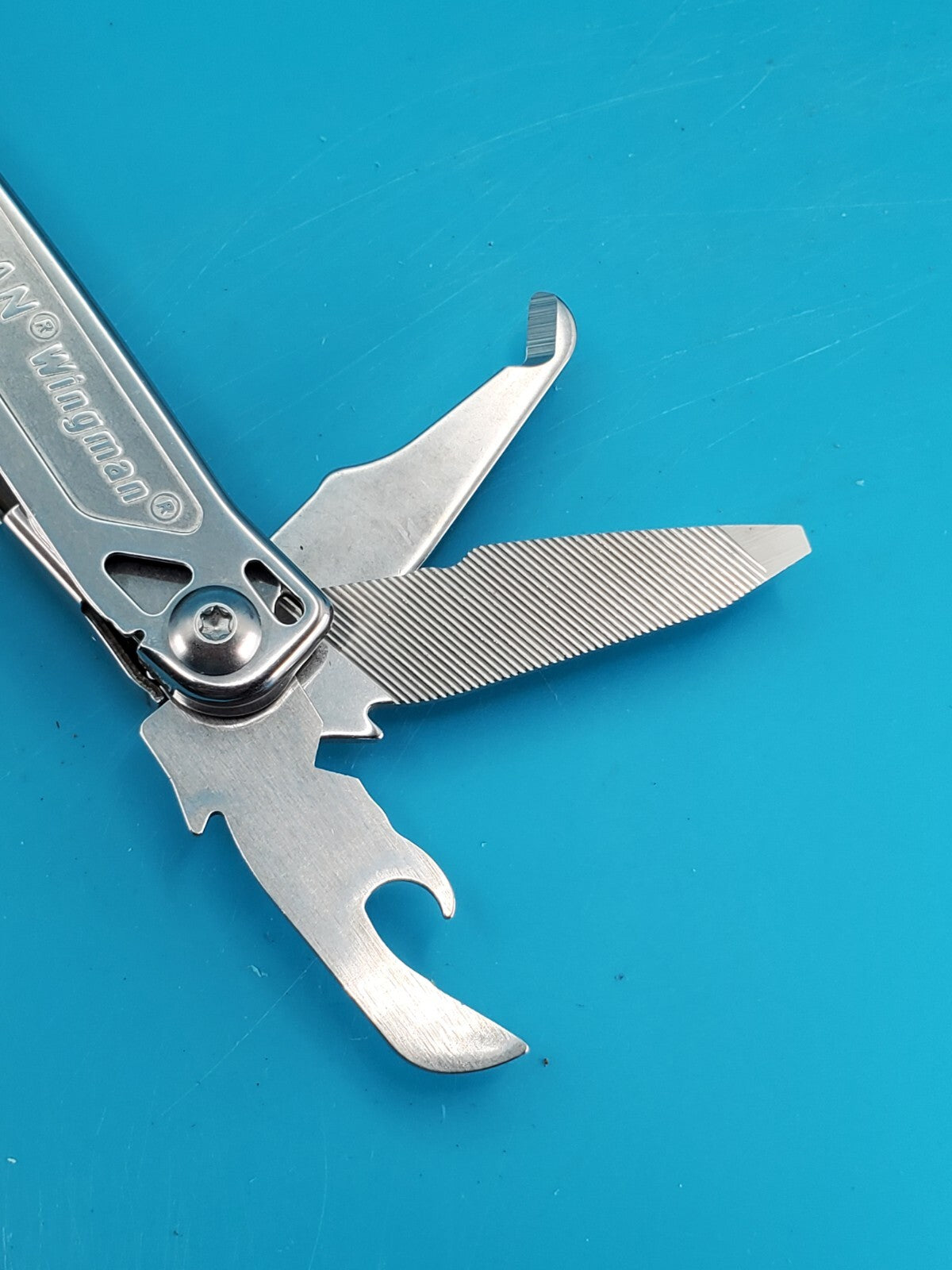 LEATHERMAN WINGMAN MULTI-TOOL! WITH SHEATH! FREE SHIPPING!