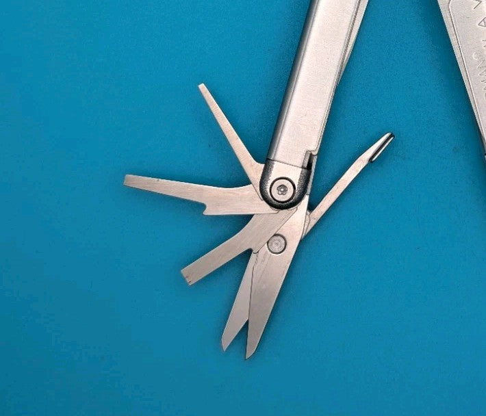 Leatherman Wave Original Vintage Retired, Dated 0799 (Aug, 1999)