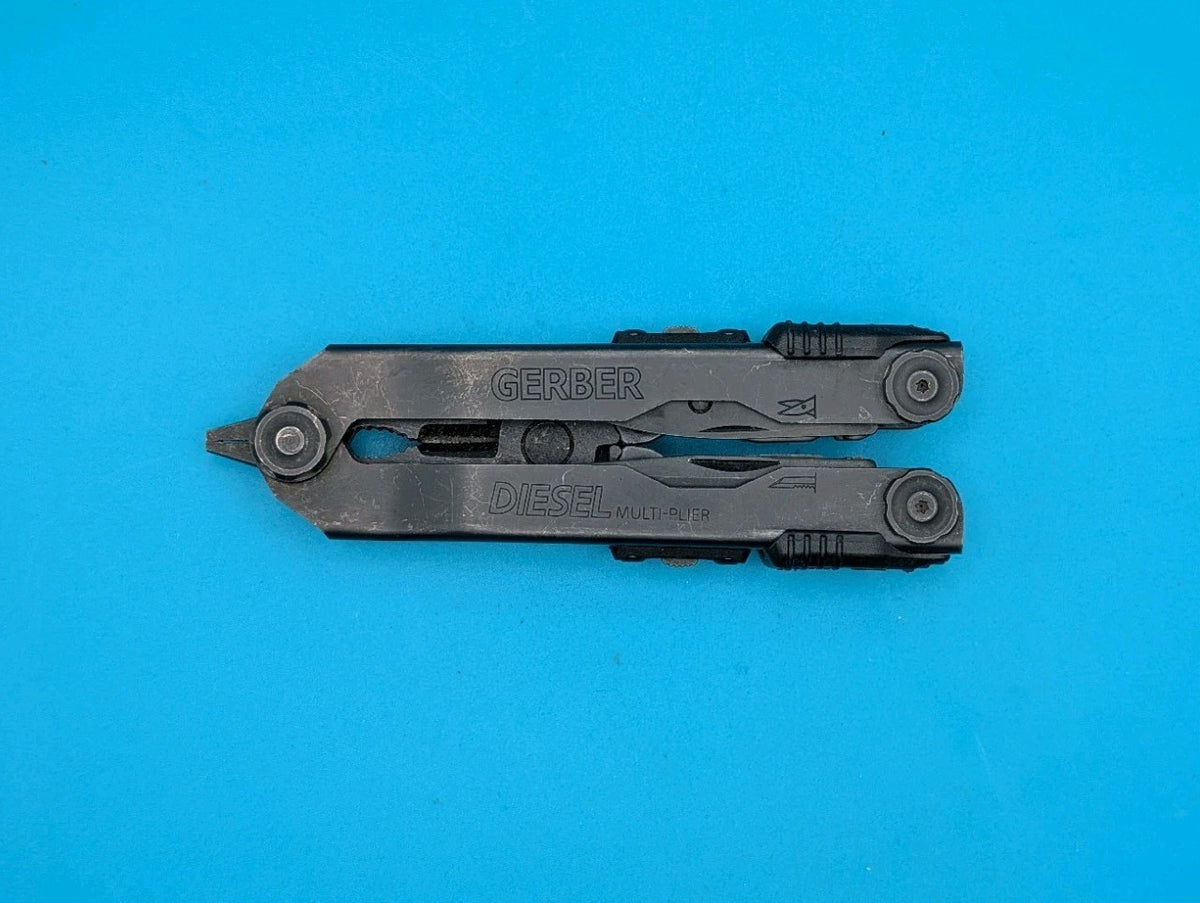 Gerber Diesel Multi Plier Multi-Tool! BLACK! WITH SHEATH!