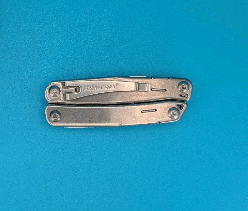 Leatherman Sidekick Multi-Tool, Knife, Pliers, Saw, Stainless! With Sheath!