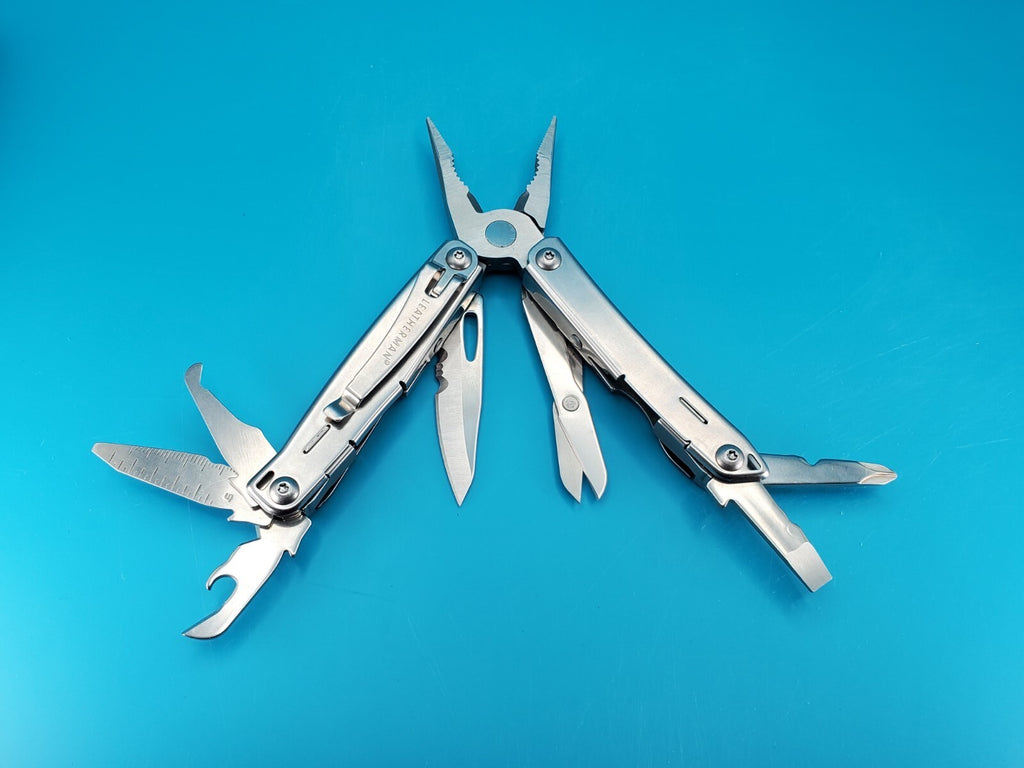 Leatherman Wingman Multi-Tool with Sheath