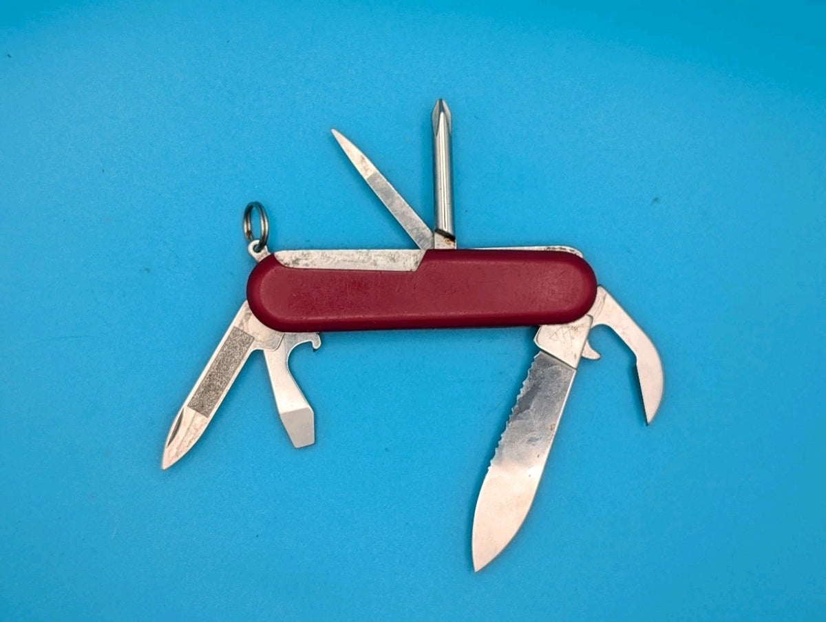 Wenger Serrated Highlander Red Swiss Army Knife Multi Tool! 85mm
