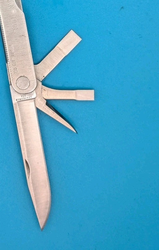 Leatherman PST Multi Tool! 04/98 Date Stamp! *SAFETY EXCELLENCE*