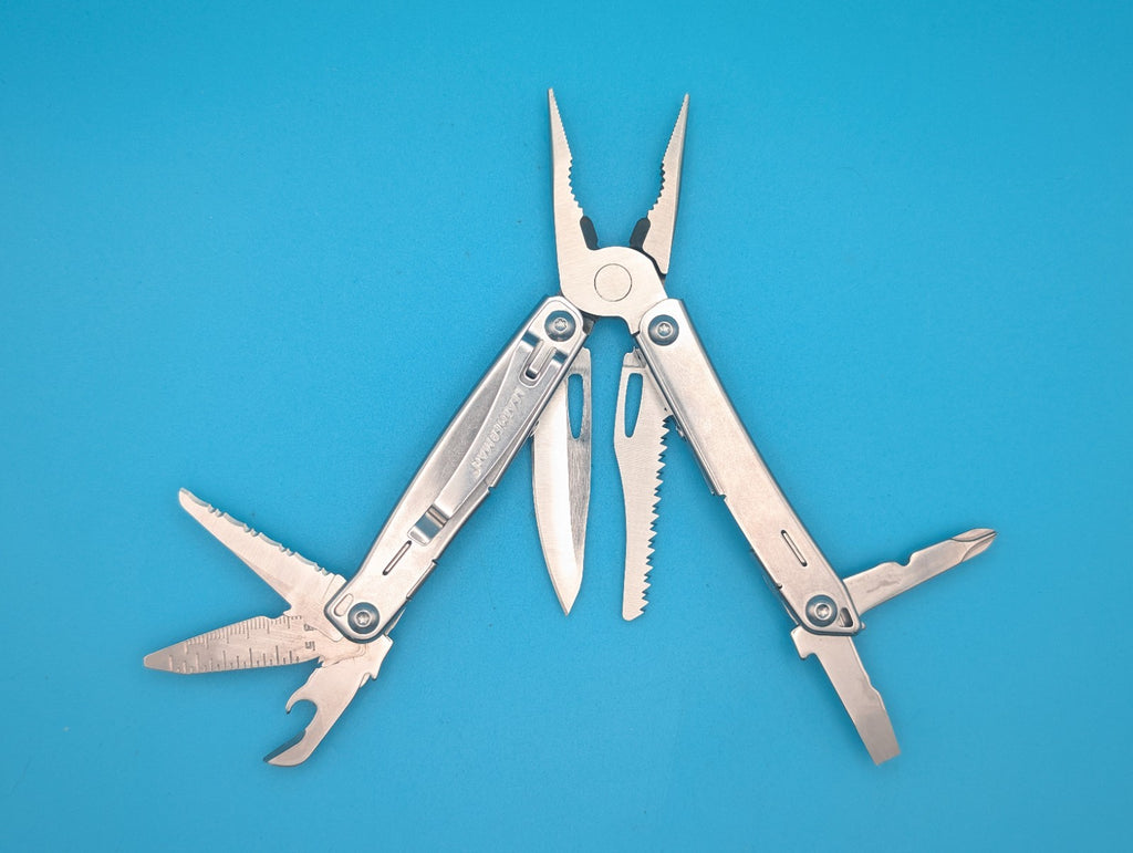 Leatherman Sidekick Multi-Tool, Knife, Pliers, Saw, Stainless!