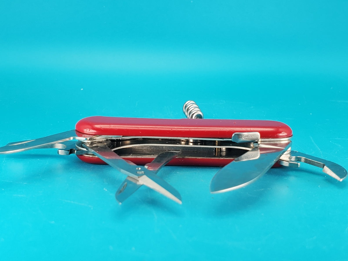 Wenger Security 14 Swiss Army Knife Multi Tool with Locking Blade! EDDIE BAUER