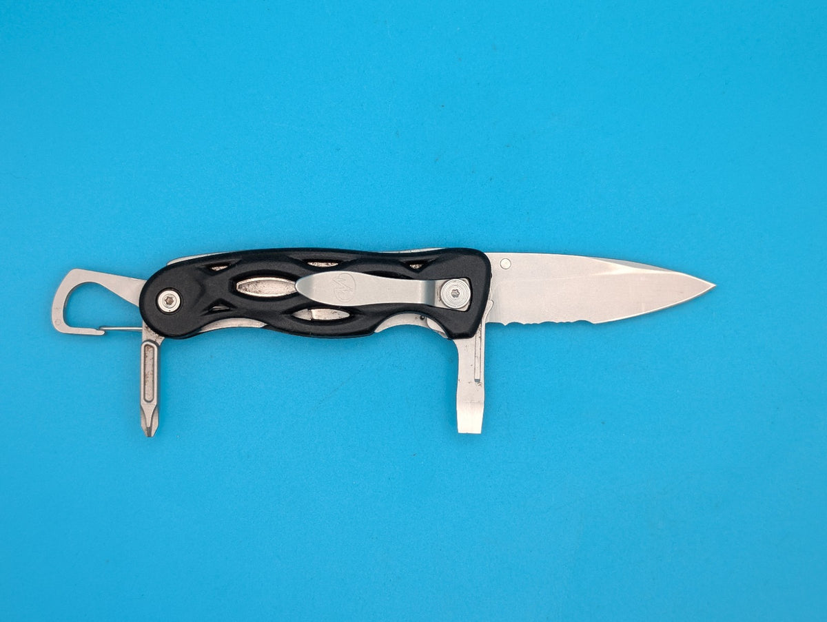 Retired Leatherman E303 Knife Screwdriver Multi-Tool w/Carabiner!