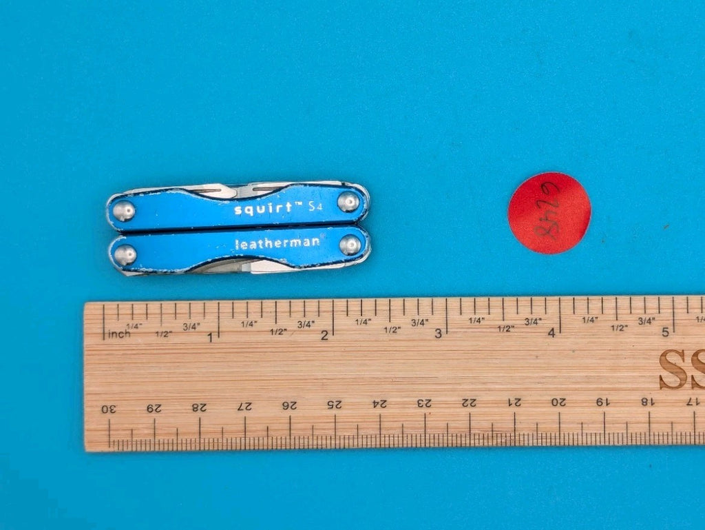 Leatherman Squirt S4 Multi-Tool, Key Ring, Retired, Blue
