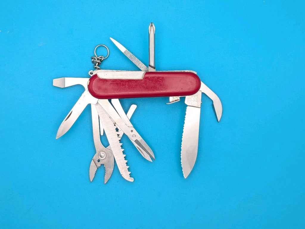 Wenger Serrated Master Red Swiss Army Knife Multi Tool! NICE! With Locking Blade