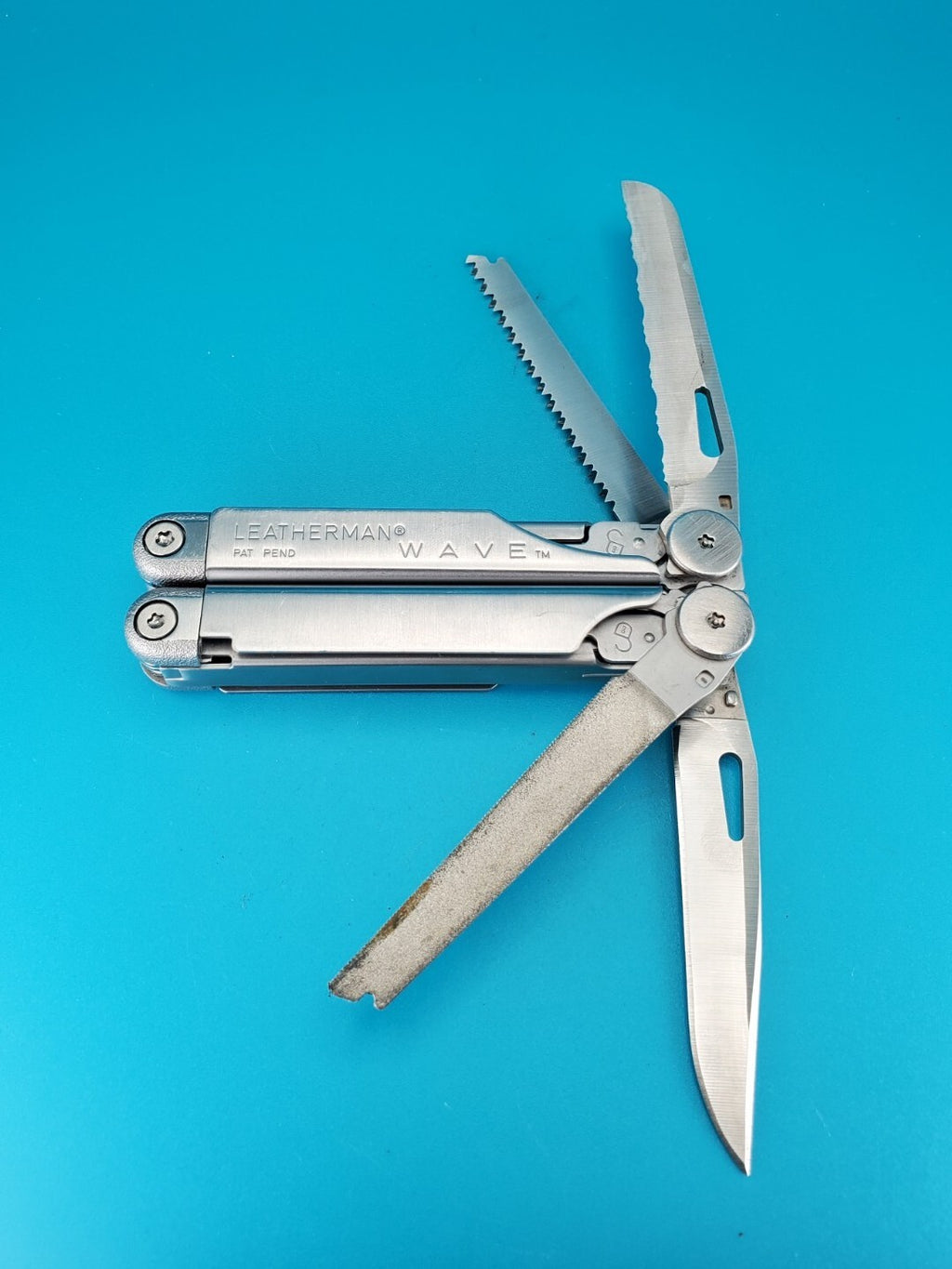 Leatherman Wave Original Vintage Retired, Dated 05/00 (JUN, 2000) WITH SHEATH!