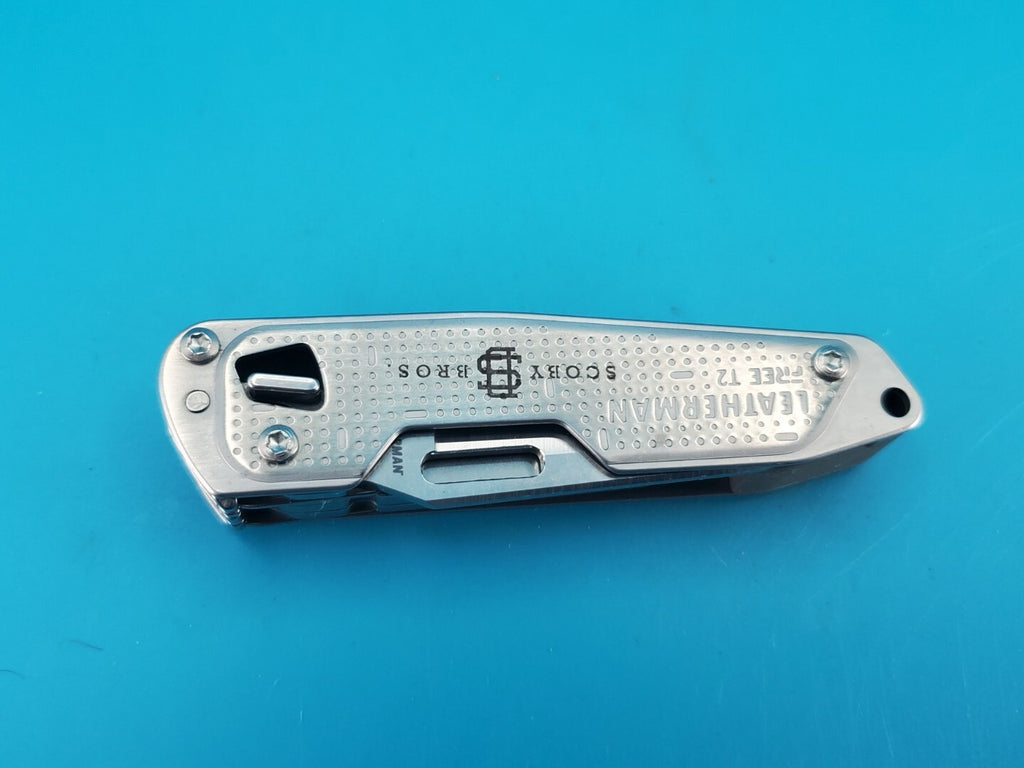 Leatherman FREE T2 Pocket Knife Multi-tool! *SCOBY BROS*