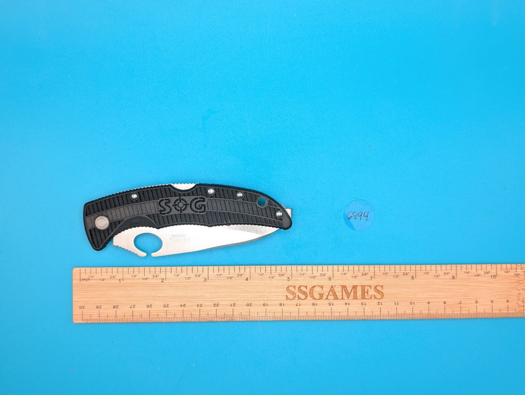 Sog Sogzilla Combo Edge Single Blade EDC Lockback Knife! Black!
